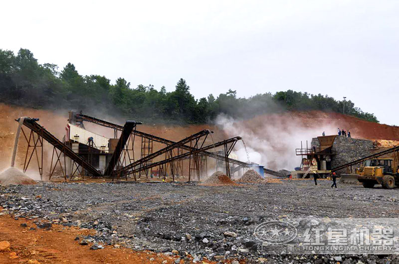 礦石破碎機(jī)多少錢一臺？大型機(jī)器型號