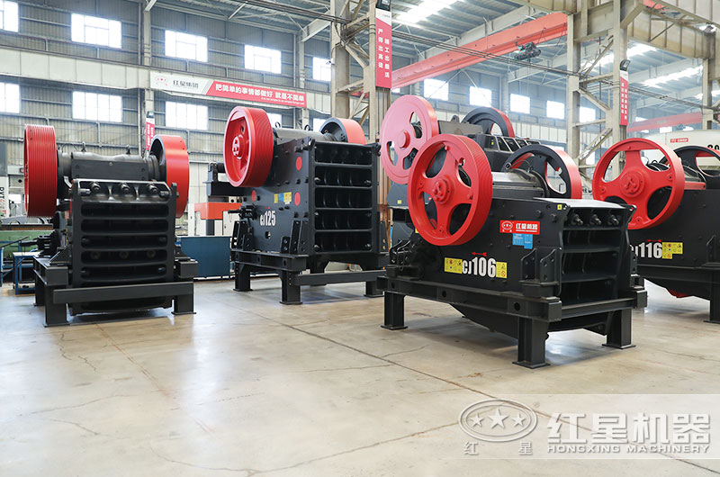 顎式石油焦破碎機(jī)圖片